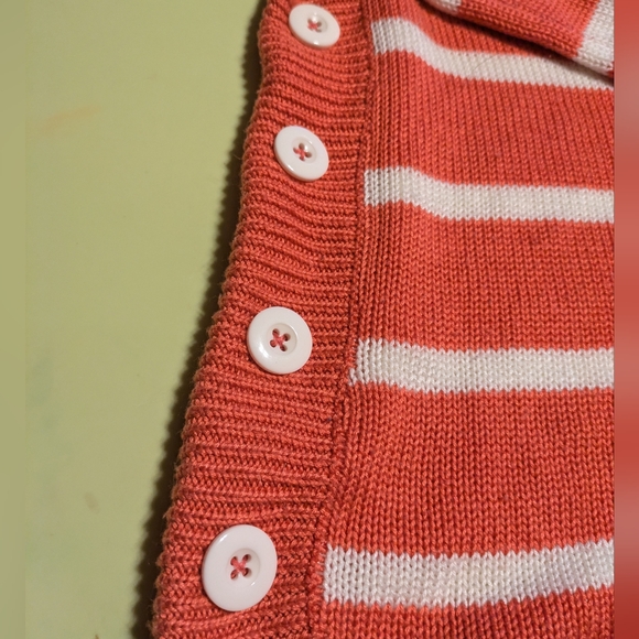 John Paul Richard Woman's Large Coral And White Striped Sweater - Picture 3 of 5